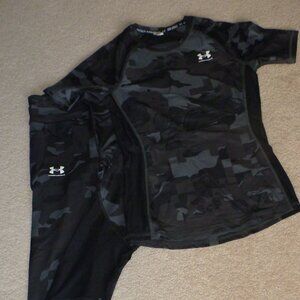 Under Armour Ladies Size Small Athletic Set